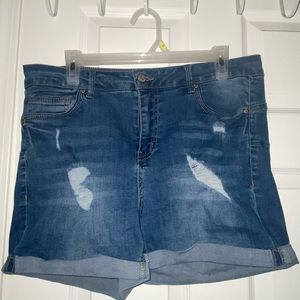 Women shorts